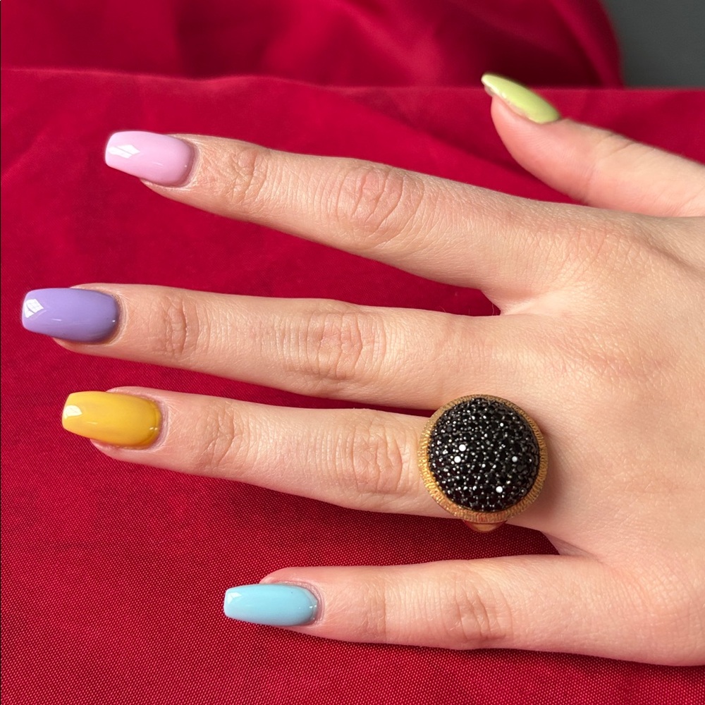 〰️ Black and Gold Statement Ring 〰️